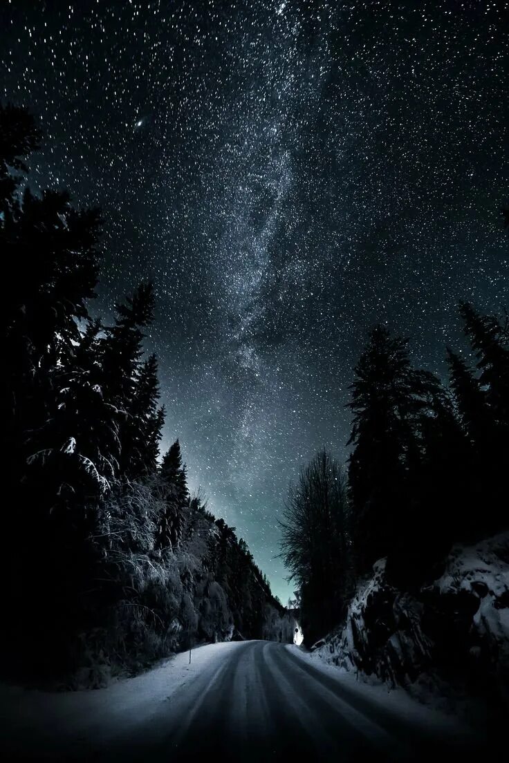 Заставка на телефон ночь. Зима ночь. Ночь зимой. Зимний ночной пейзаж. Снег ночью.