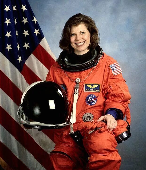 Первая женщина в космосе россия. Кэтрин Грейс Коулман. Кристиан Винтер космонавтка.