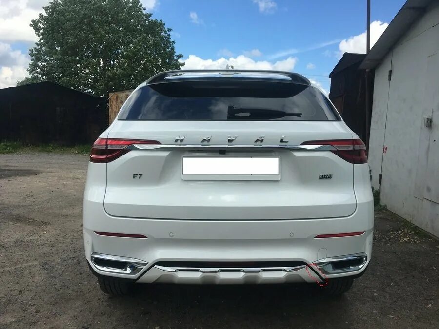 Бампер haval f7. Хавал ф7 выхлоп. задний бампер хавал ф7. выхлопная труба хавал ф7.