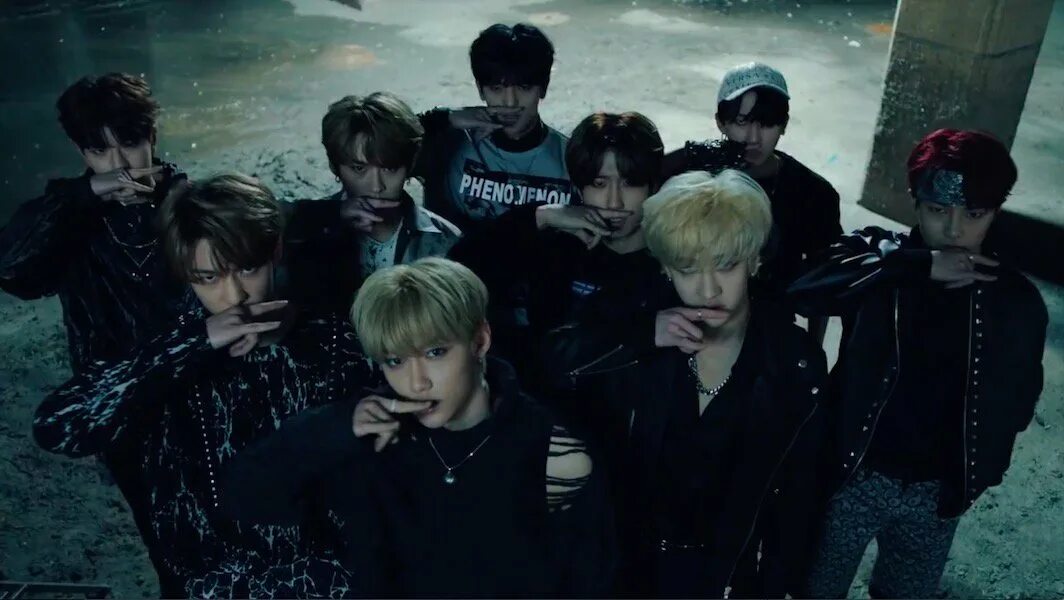 Stray kids fnf песня. The Victory Stray Kids. Группа Stray Kids Victory. Stray Kids клипы. Stray Kids Эстетика группы.