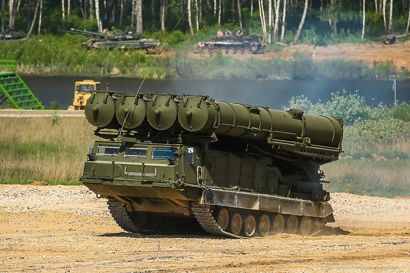 С-300вм Антей-2500. ЗРК Антей 2500. ЗРС С-300в4. ЗРС С-300вм «Антей-2500».