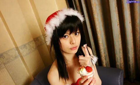 JapaneseThumbs AV Idol Xmas Karin 1000 人 斬 り カ リ ン Photo Gallery 1