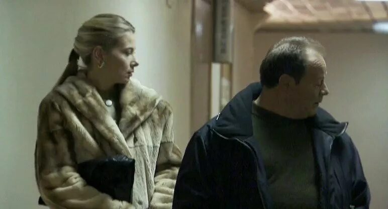 Первое правило королевы, 1-4 серии из 4, 2006. Первое правило королевы 2006. Первое правило королевы 2006. Первое правило королевы. Первое правило королевы сериал.