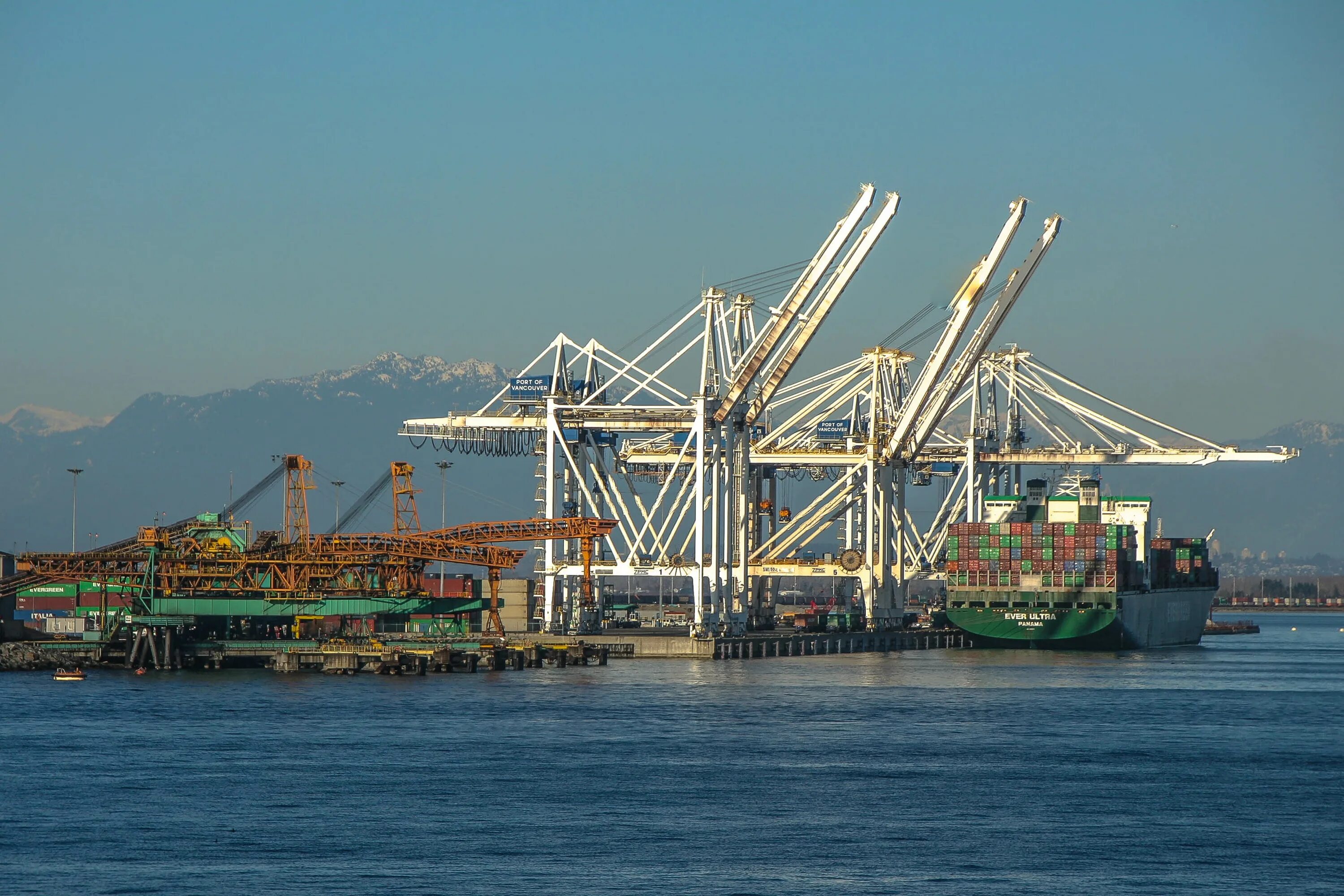 Port of loading. Port of loading