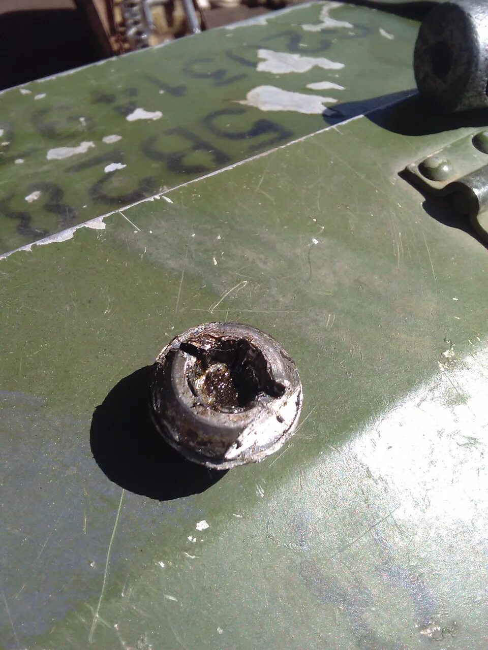 Сливная пробка коробка передач калина 1. Пробка сливная радиатора 1118 артикул. Сливная пробка масляного поддона калинат1. Сливная пробка калины. Пробка сливная гранта калина.