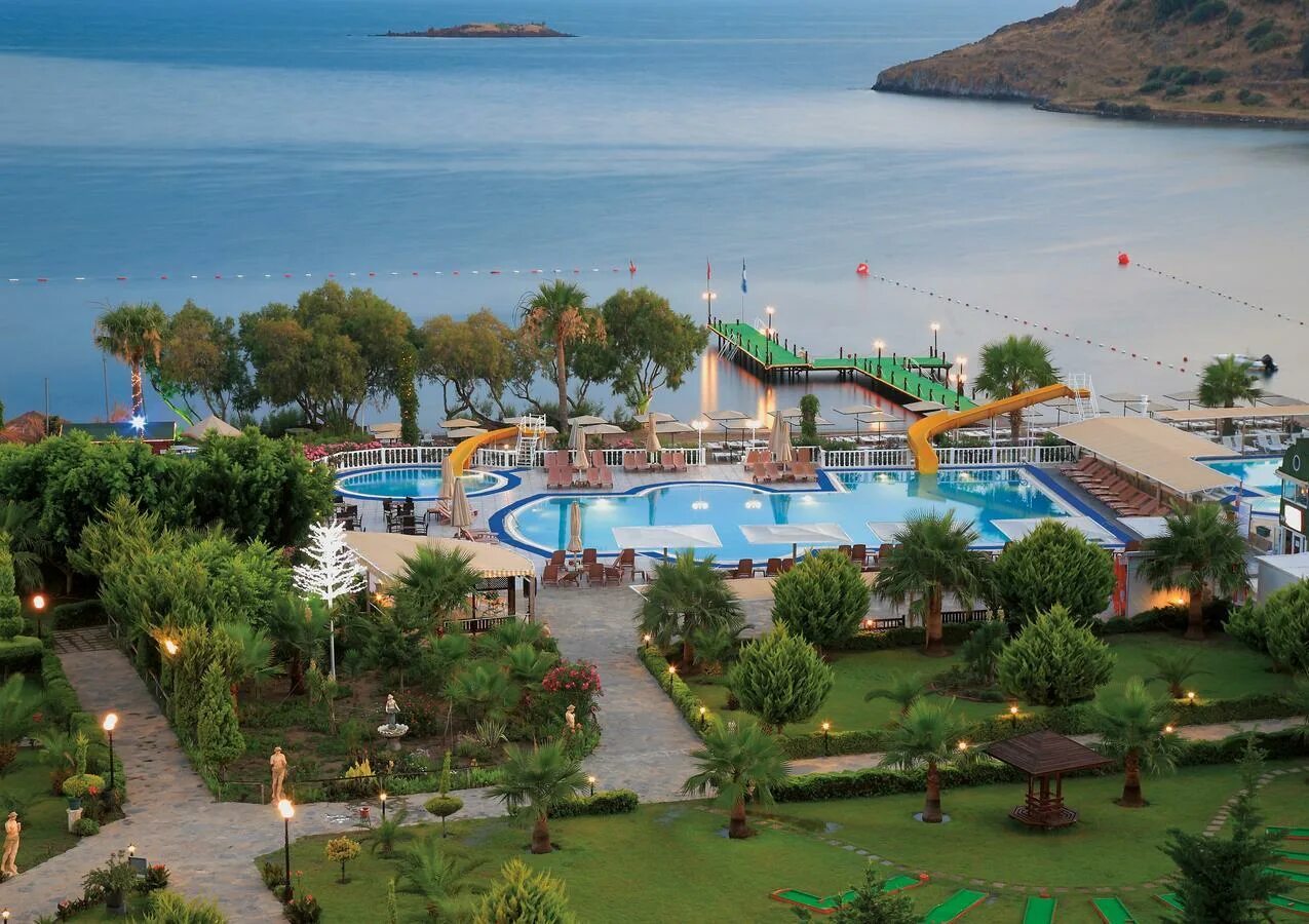 Golden age bodrum 4*. Golden age crystal bodrum 4. Голден эйдж отель бодрум. Golden age 4*. Golden age 4*.