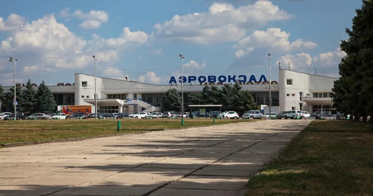 Старый аэропорт ростова-на-дону. Старый аэропорт ростова-на-дону, ростов-на-дону. Аэропорт шолохова. Аэровокзал ростов на дону старый. Аэропорт шолохова ростов-на-дону.