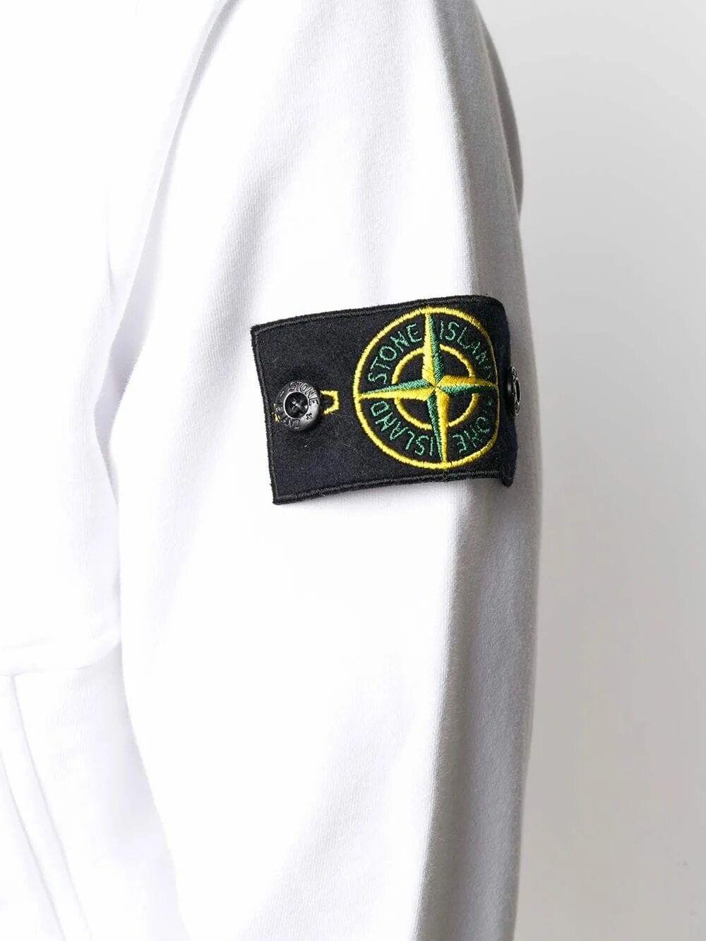 Белый stone island