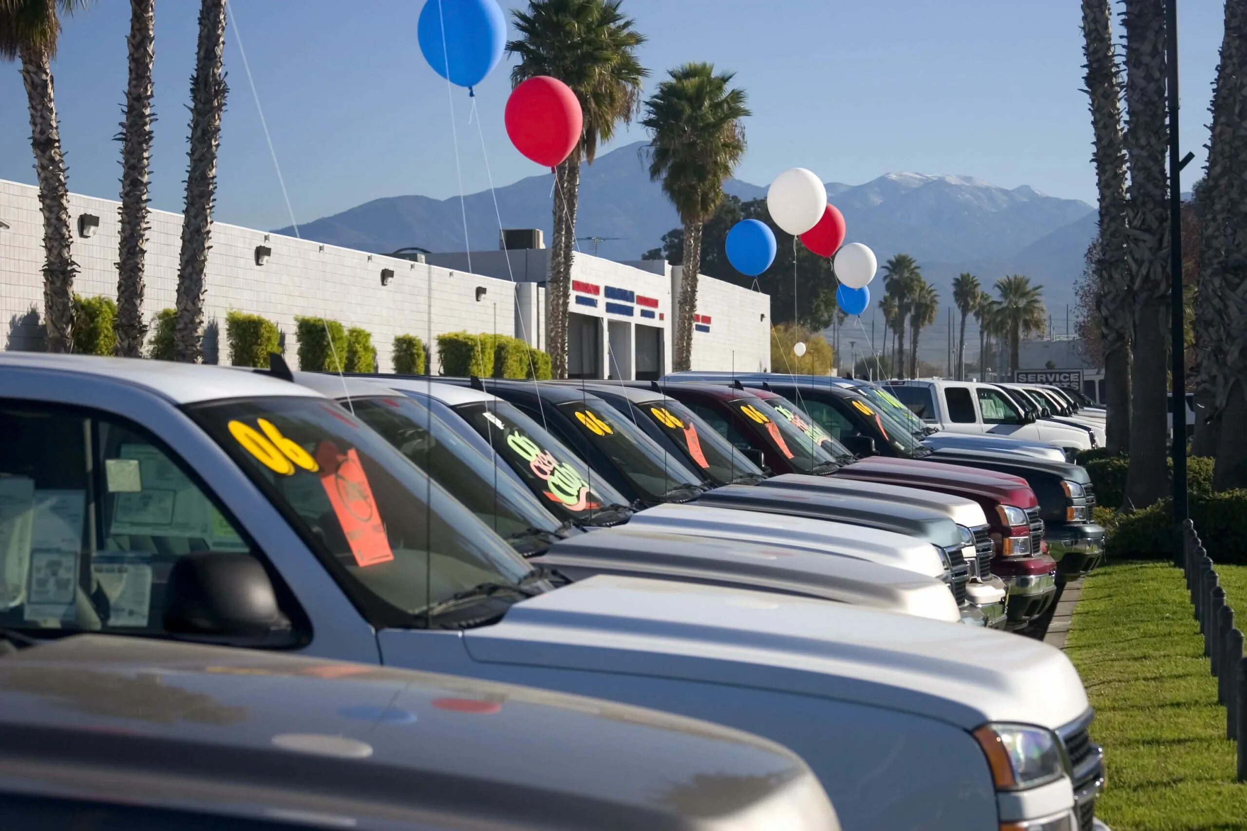 Used cars usa. Доля американских автомобилей на российском рынке. машина с z в америке. топовый американский автопрокат. used car dealer.