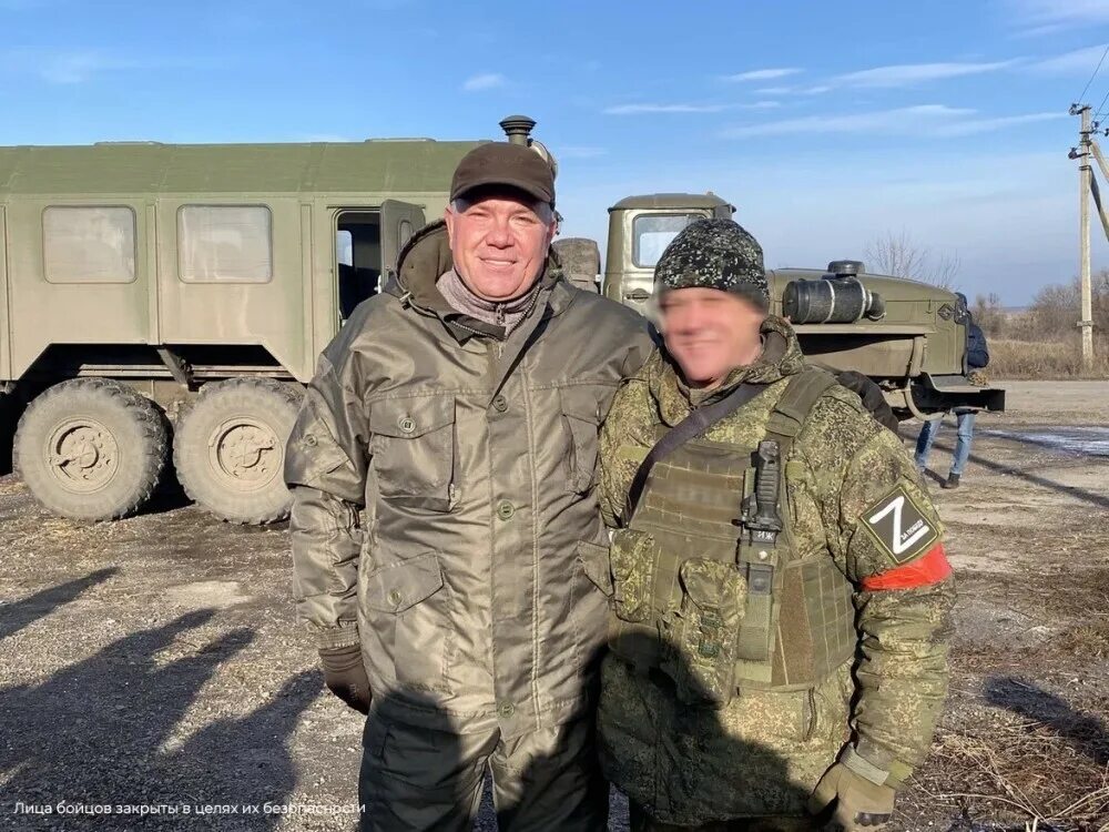 Наши бойцы на передовой. Солдаты без оружия. Заготовка дров. Мобилизованные из курска. Реконструкция боя на курской дуге.