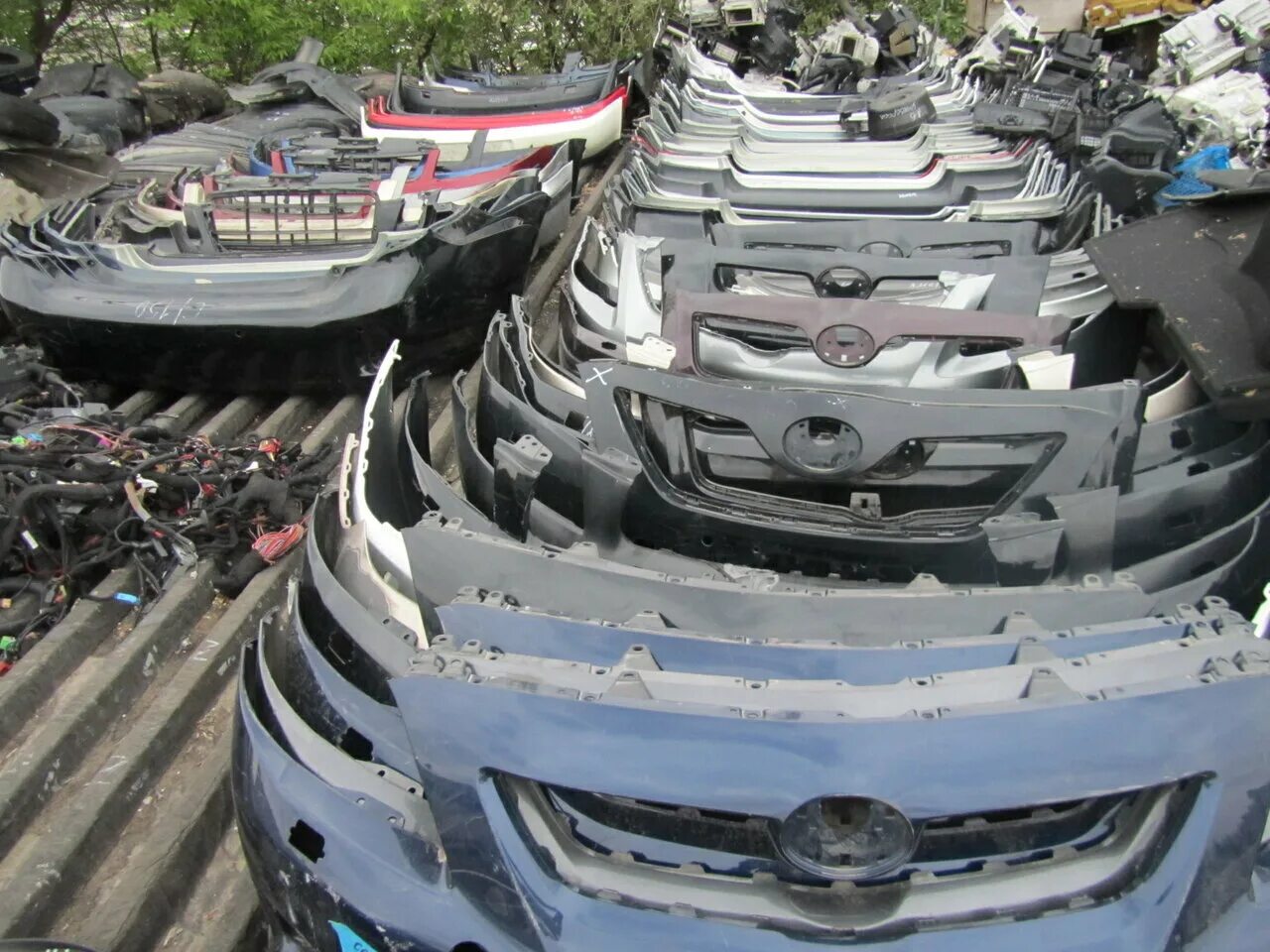 Авторазбор казань хендай. Подкрылки на бампер солярис 2015. Авторазбор казань хендай. Авторазбор казань осиново. Авторазбор.