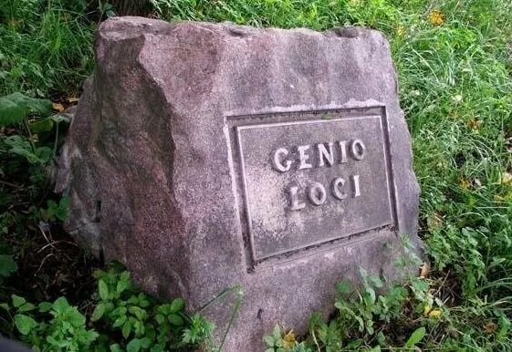 Проект "монток". Миро genius. Валькучине кухни. Genius loci 7. Genius logo.