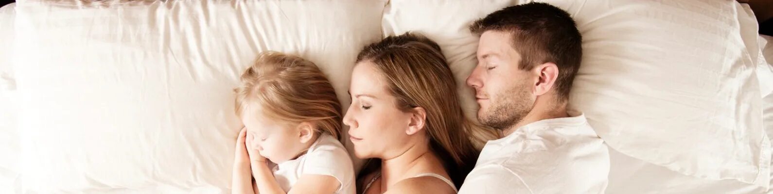 Сон со знакомыми картинки. Материнство. Мама с малышом на руках. Недосып картинки мать и ребенок. Счастье мамы в детях.