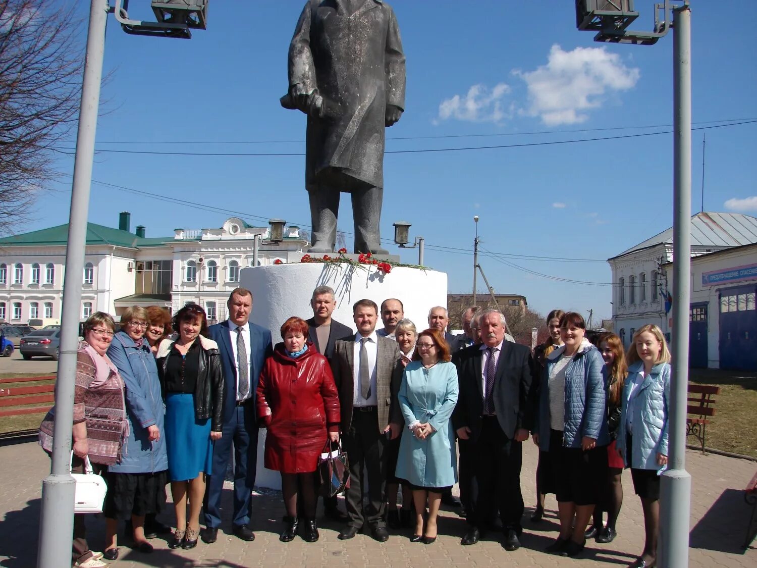 Красное-на-Волге Костромская область. Поселок красное на Волге Костромская область. Красное на Волге день поселка. Красное-на-Волге глава пос городского поселения. Сайты красное на волге