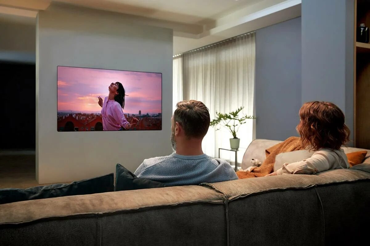 После просмотра телевизора. Телевизор LG 2020 года. Телевизор 55 дюймов LG OLED. Телевизор led55 LG oled55bxrlb.