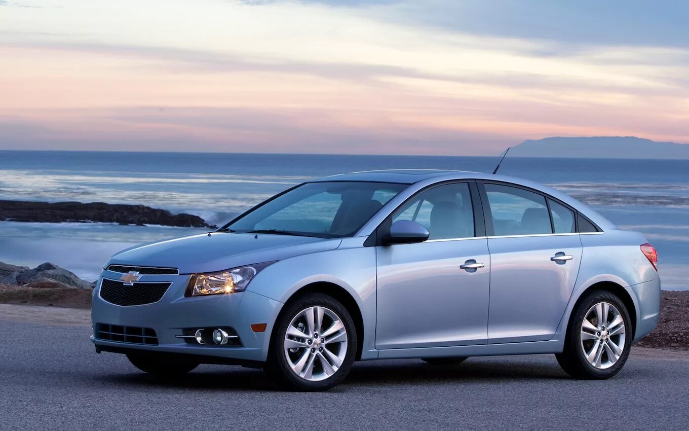 Картинки крузе. Chevrolet Cruze 2012. Chevrolet Cruze 2013. Chevrolet Cruze (1g). Chevrolet Cruze 2012 седан.