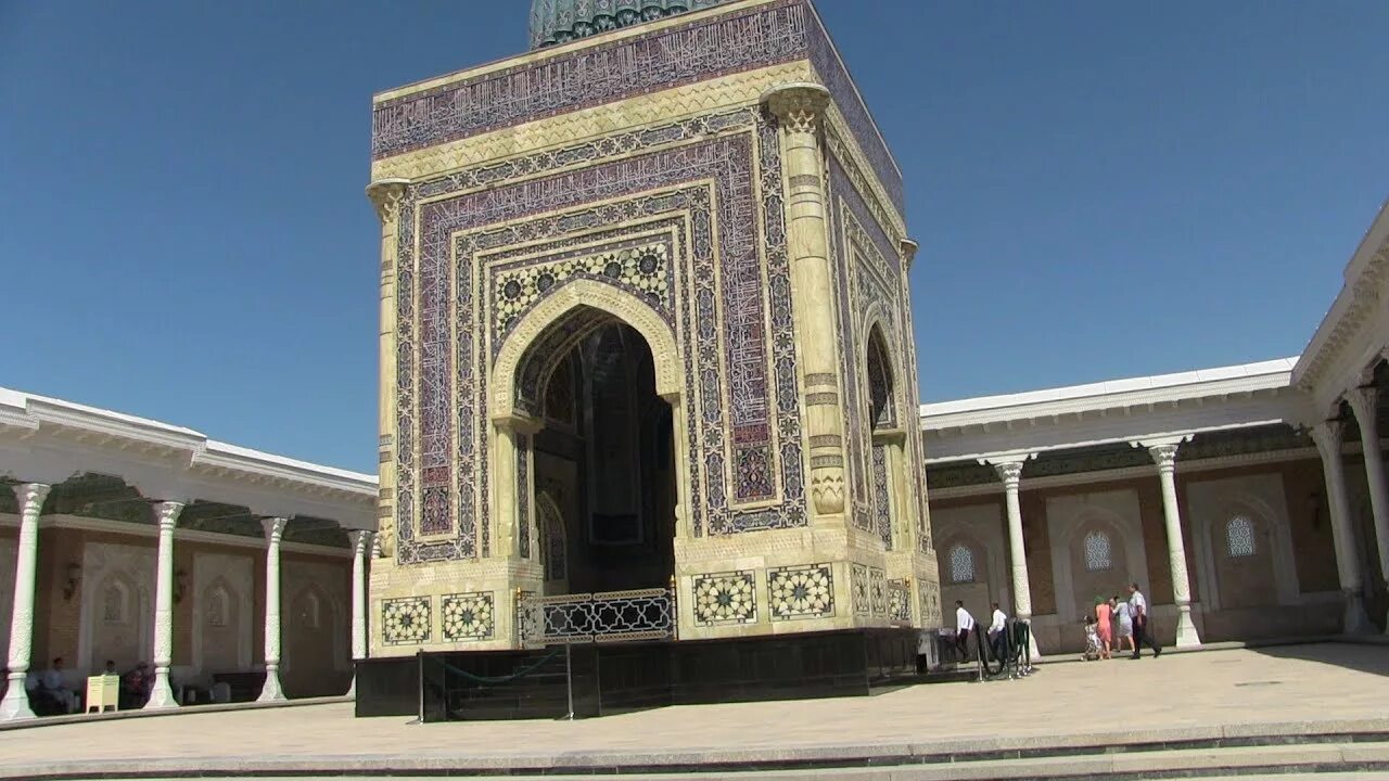 Имам бухари самарканд. Аль самарканд. Самарканд комплексу имама-аль-бухари. Мемориальный комплекс имама аль-бухари бухара. Мемориал в самарканде аль бухари.