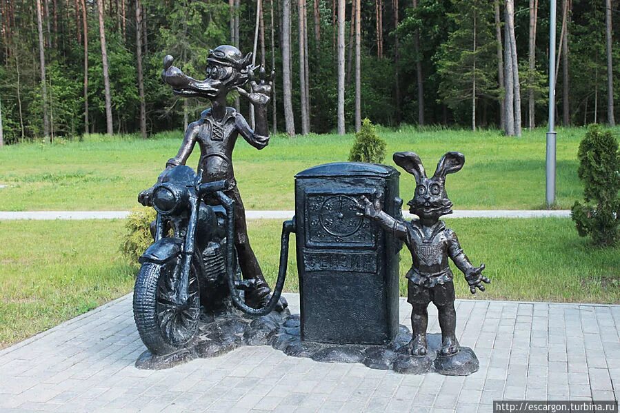 необычные памятник в белоруссии. необычные памятники в йошкар оле. необычные памятники и скульптуры. необычные памятники моего города проект 7. необычные памятники и скульптуры.