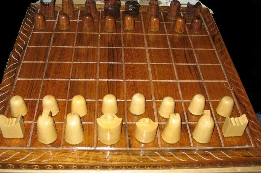 300 игр + шахматы. шахматы постер. шахматы с компьютером. какая игра предшественница шахмат. шахматные задачи двойной удар.