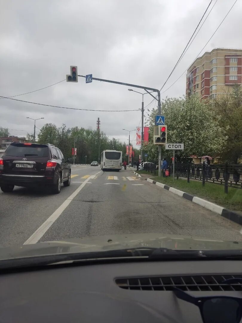 Дтп в домодедово. Дтп на домодедовском шоссе. светофор домодедово.