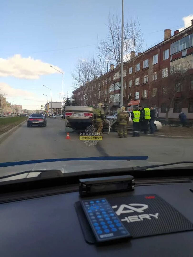 инцидент нижний тагил новости сегодня. аварийная служба нижний тагил. в нижнем тагиле авария вчера на вагонке ул. обочина в городе. происшествия нижний тагил сегодня вагонка.