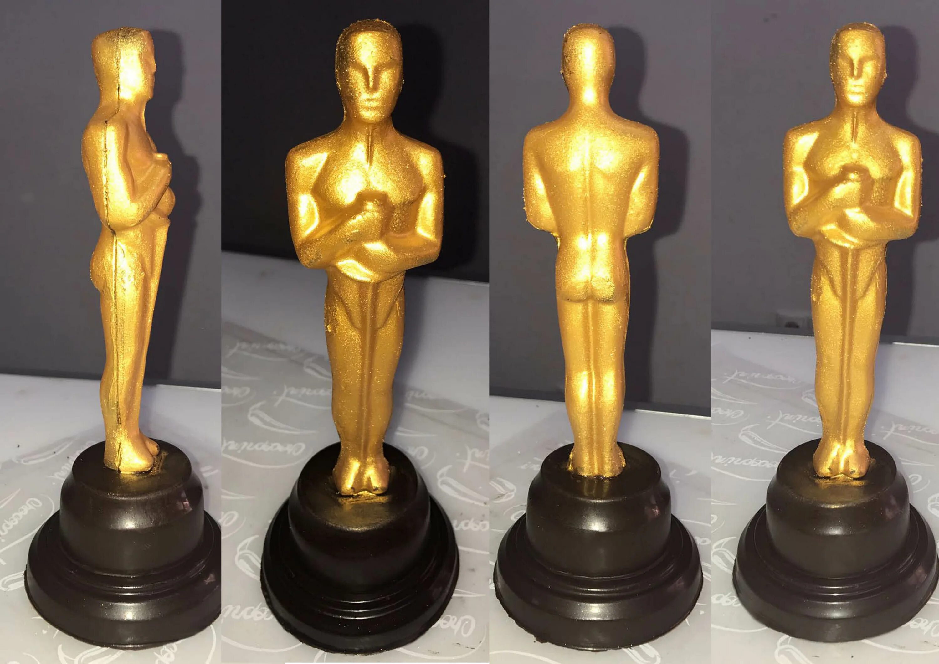 Четыре статуэтки оскар. Как выбрать статуэтку. Статуэтка оскар терезы райт. Как выбрать статуэтку. Оскар награда.