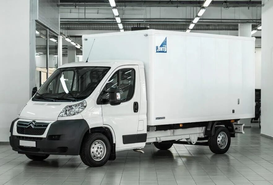 Ситроен Джампер грузовой фургон. Peugeot Boxer промтоварный фургон. Peugeot Boxer промтоварный фургон 2021. Ситроен Джампер будка. Грузовые 1 5 тонны