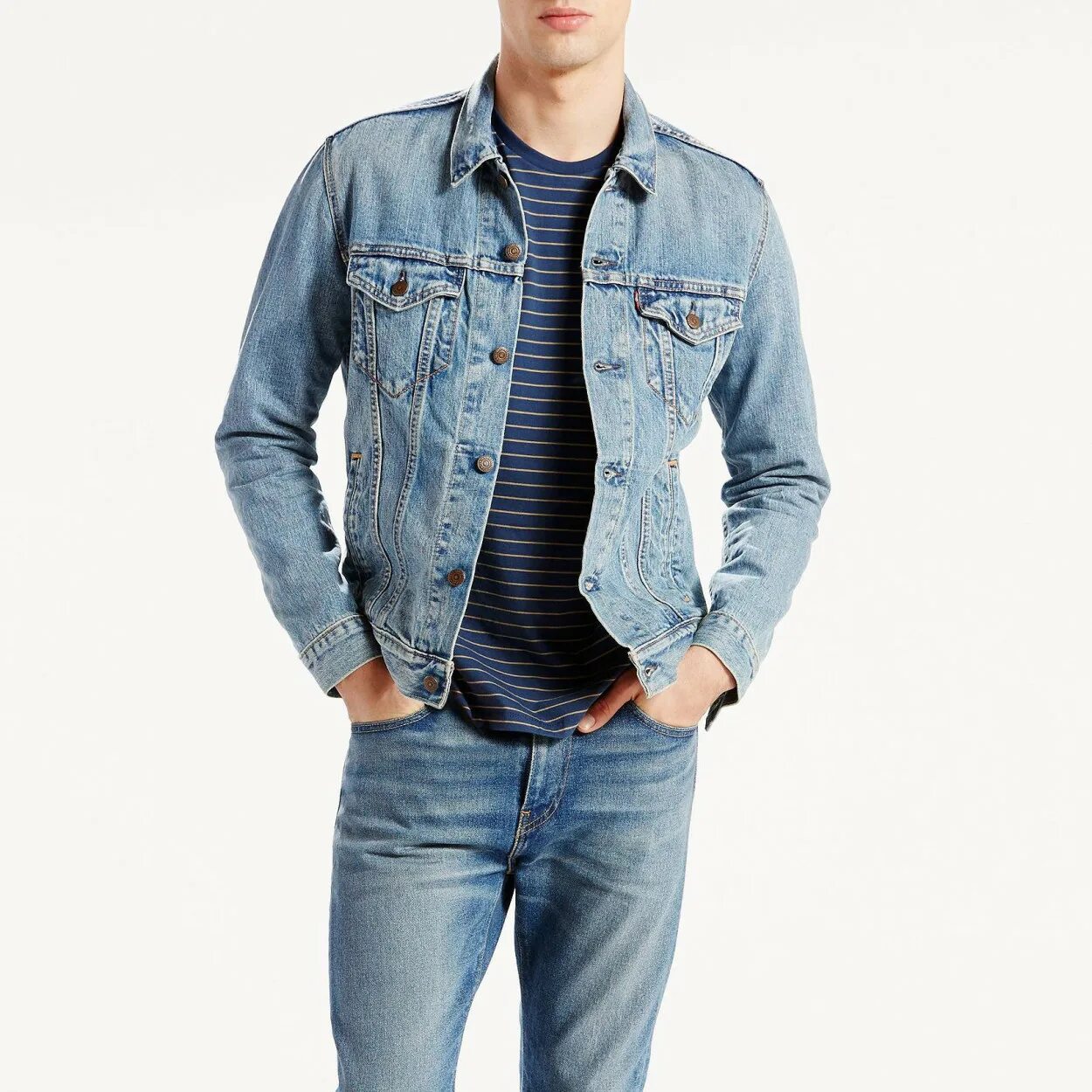 Летний джинсовый костюм. Куртка Levis Jeans Jacket. Джинсовый костюм левайс. Джинсовые куртки мужские летние левайс. Джинс куртка Левис 71205.