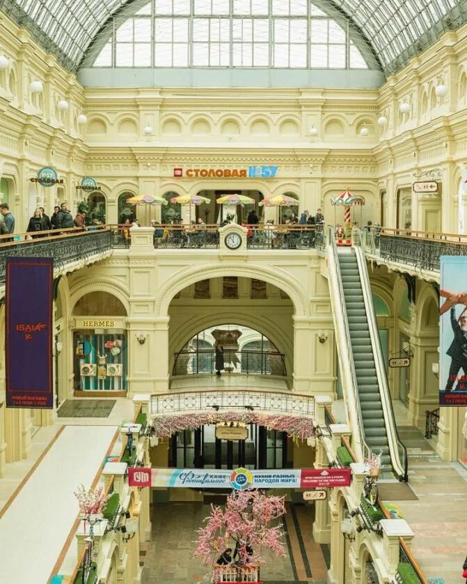 Самый популярный торговый центр. Торговый центр. торговый центр москва. тц москва. красивые торговые центры.
