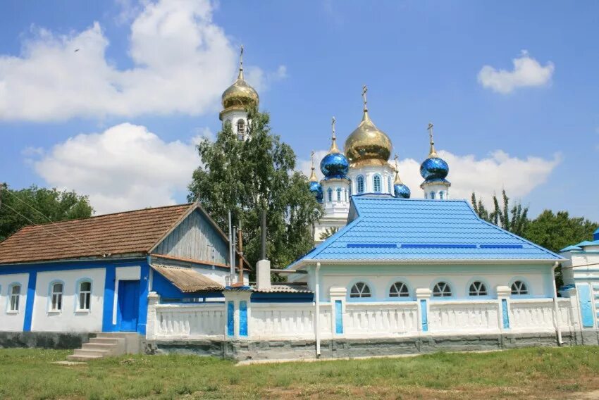 Погода ставропольский край благодарненский район село спасское. Церковь село Спасское Ставропольского края. Село Спасское Ставропольский край Благодарненский район. Церковь Спасское Благодарненского района. Храм Казанской иконы Божией матери село Спасское.