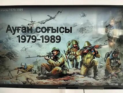 Салқын қаншық Тори Блэк көшеде аузы мен қынапшасын толтырып фестиваль өткізіп жатыр!