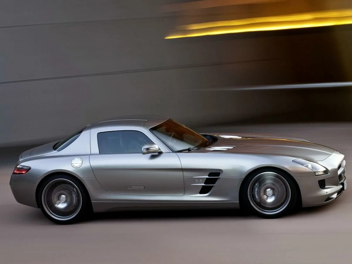Sls amg gullwing. Mercedes-benz-sls-amg. Sls характеристики. Mercedes benz sls amg 2020. Слс 5,5.