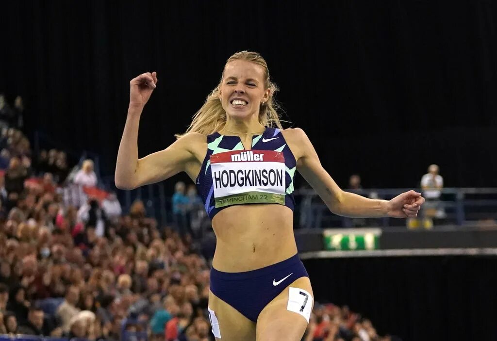 Keely hodgkinson. Кили ходжкинсон великобритания. Keely hodgkinson 800м. Hodgkinson легкая атлетика 2022. Ходжкинсон бегунья.