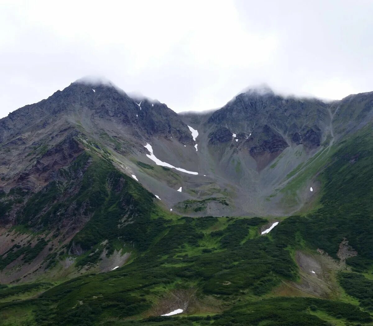 Гора кроноцкая сопка. Камчатка петропавловск-камчатский. Мишенная сопка камчатка. Камчатка 33. Камчатка 33.