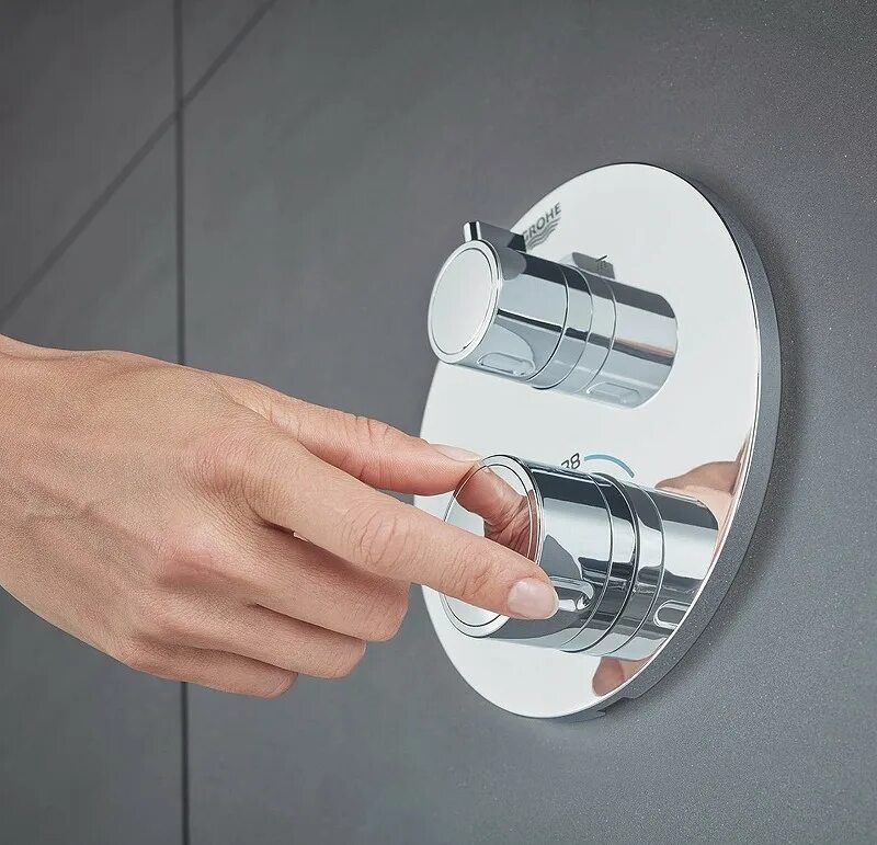 Термостат для душа grohe. Grohe Grohtherm 24076000. Grohe Grohtherm 34727000. Grohe Grohtherm 34734000. Термостат Grohe Grohtherm.