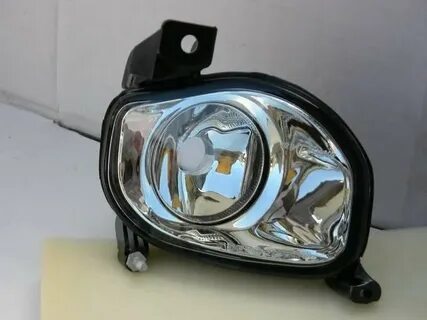 Туманки авенсис т250