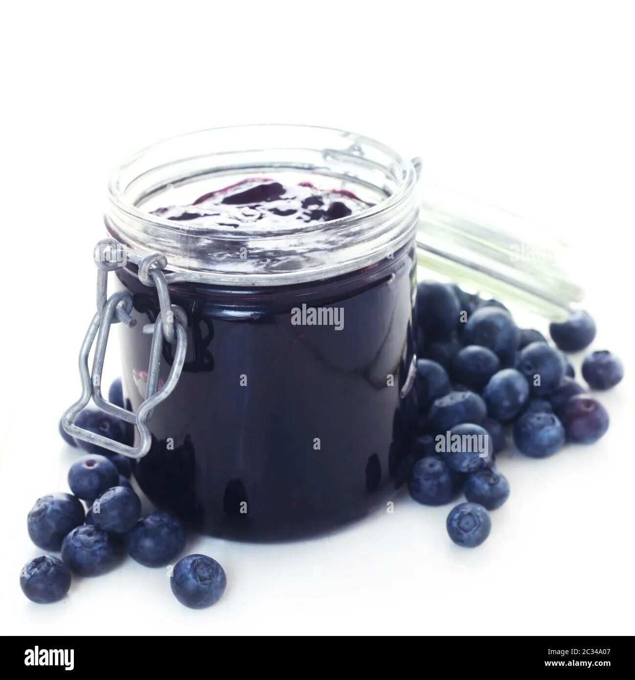 Blueberry jam. Черничное варенье на белом фоне. tikobar 6000 черничный джем. blueberry fnf.