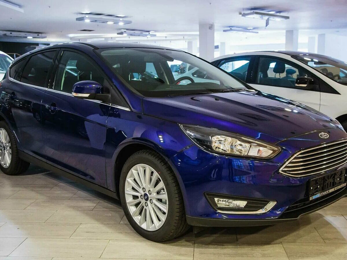 Купить форд новый у официального. Ford Fokus 3 Рестайлинг. Форд фокус 3 Рестайлинг хэтчбек. Форт вокус 3 рестайлинк. Ford Focus 3 2018.