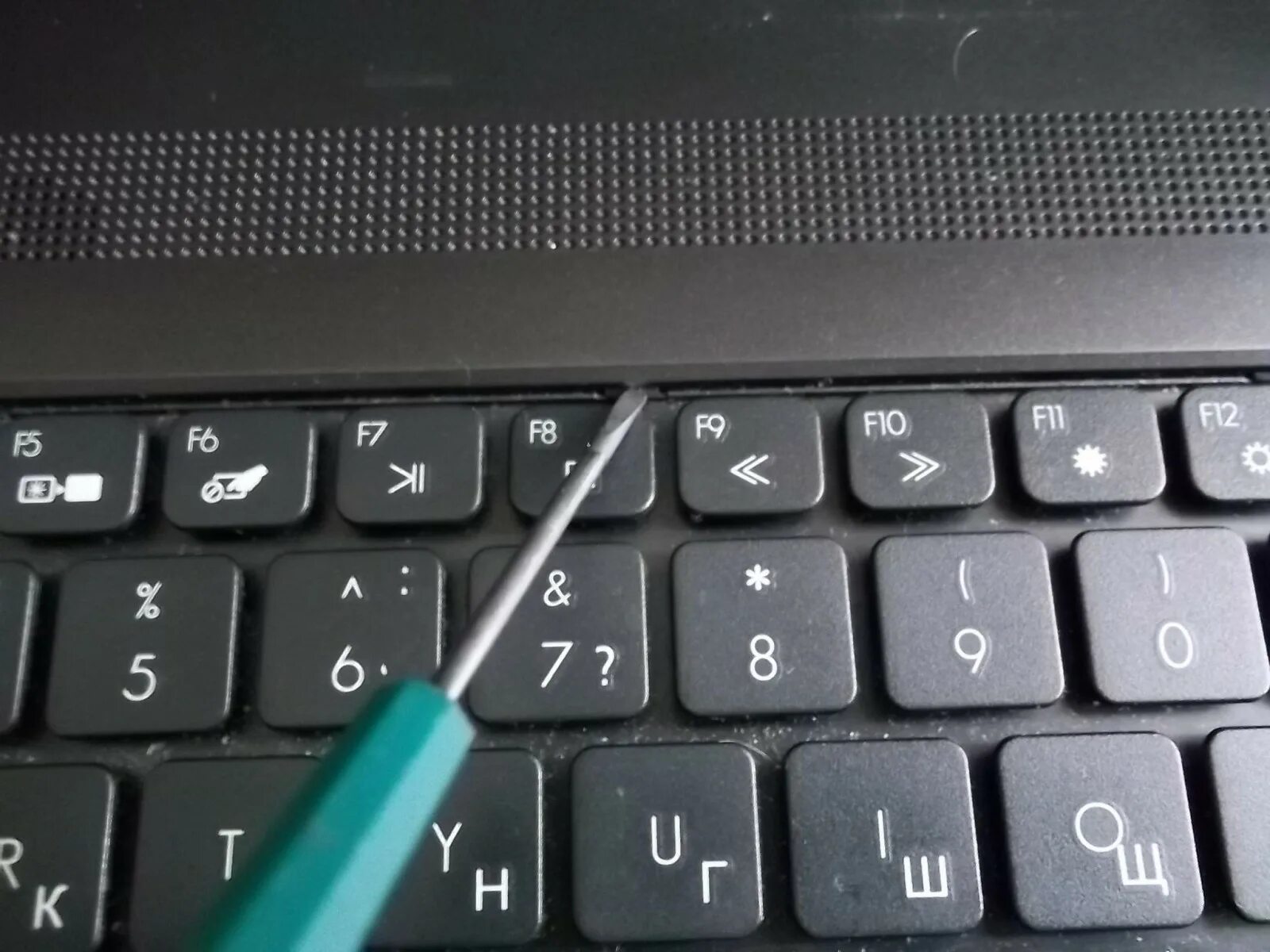 Как сменить клавиатуру на ноутбуке. Блокировка клавиатуры на ноутбуке. Отключилась клавиатура на ноутбуке. Заблокировалась клавиатура на ноутбуке. Кнопка блокировки клавиатуры на ноутбуке.