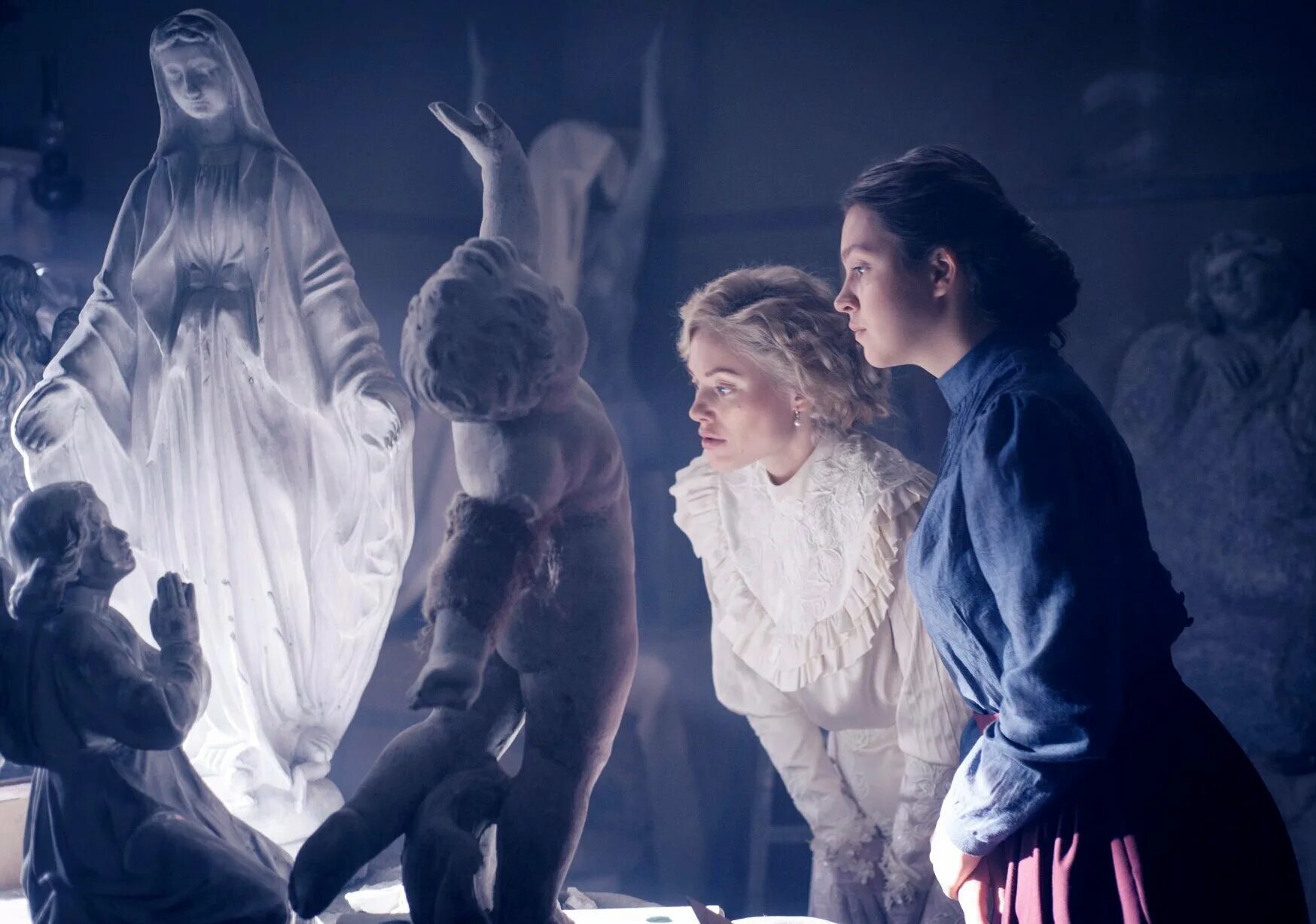 Преданная фильм 2020. Преданная фильм. Марианна янушевич голая. Преданная 2020. Марианна 2020 marianne.