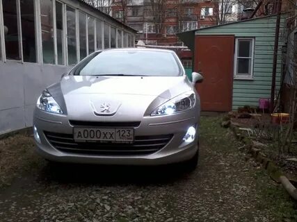 Фары peugeot 408