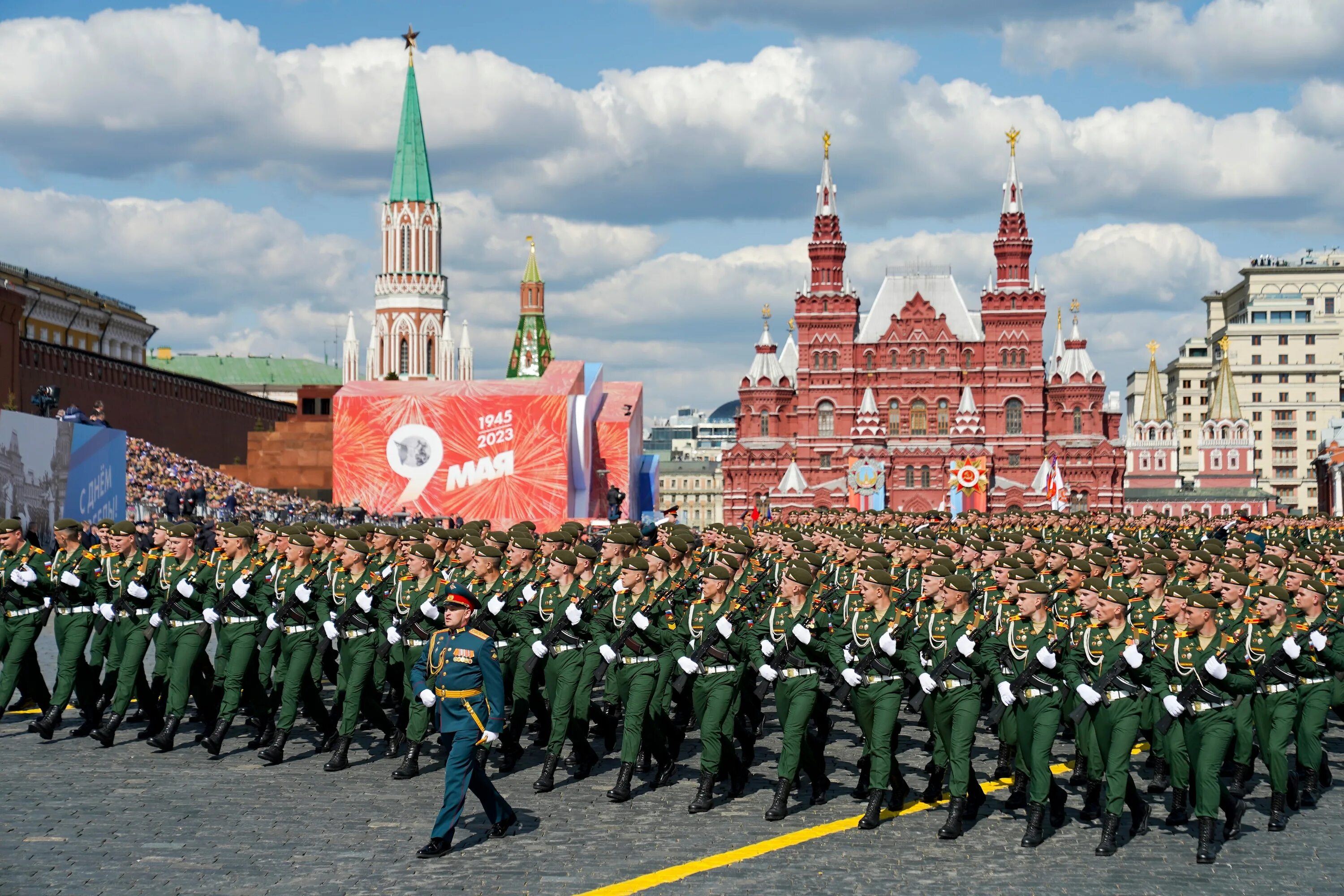 Парадом рф. Военный парад на красной площади 9 мая 2023. Парад Победы 2023 в Москве. Парад на красной площади 2023 год. Парад на красной площади 9 мая.