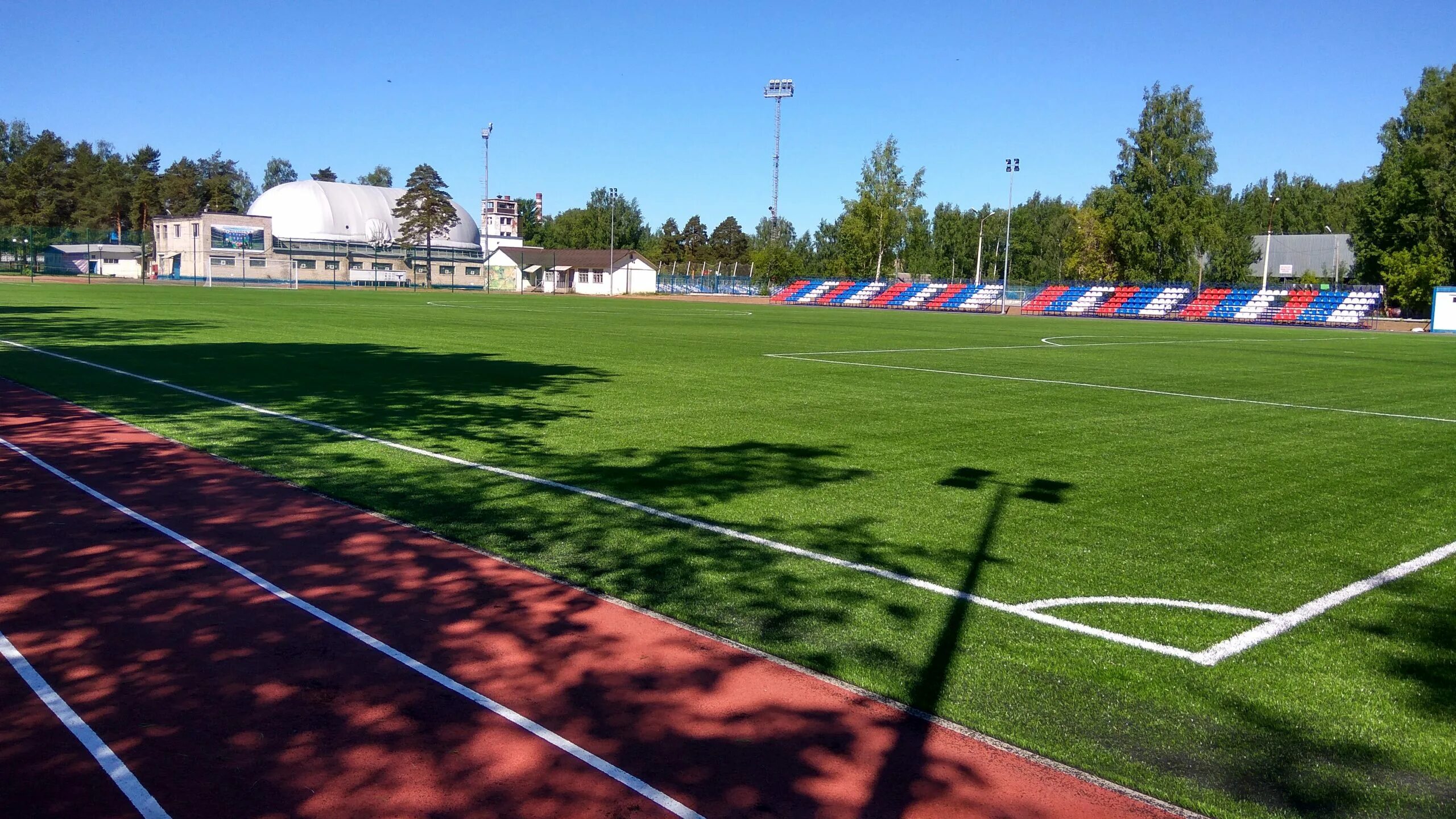 Великий новгород ул. Волна боровичи. Стадион волна пинск. Волна боровичи. Стадион волна великий новгород.