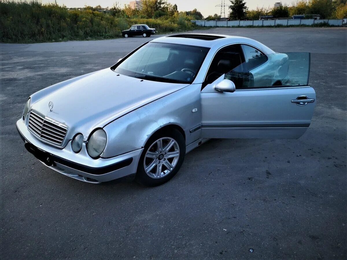 Мерседес CLK 200 1999. Mercedes-Benz w208. Мерседес CLK Coupe 1999. Мерседес ЦЛК 200. Куплю мерседес 1999г