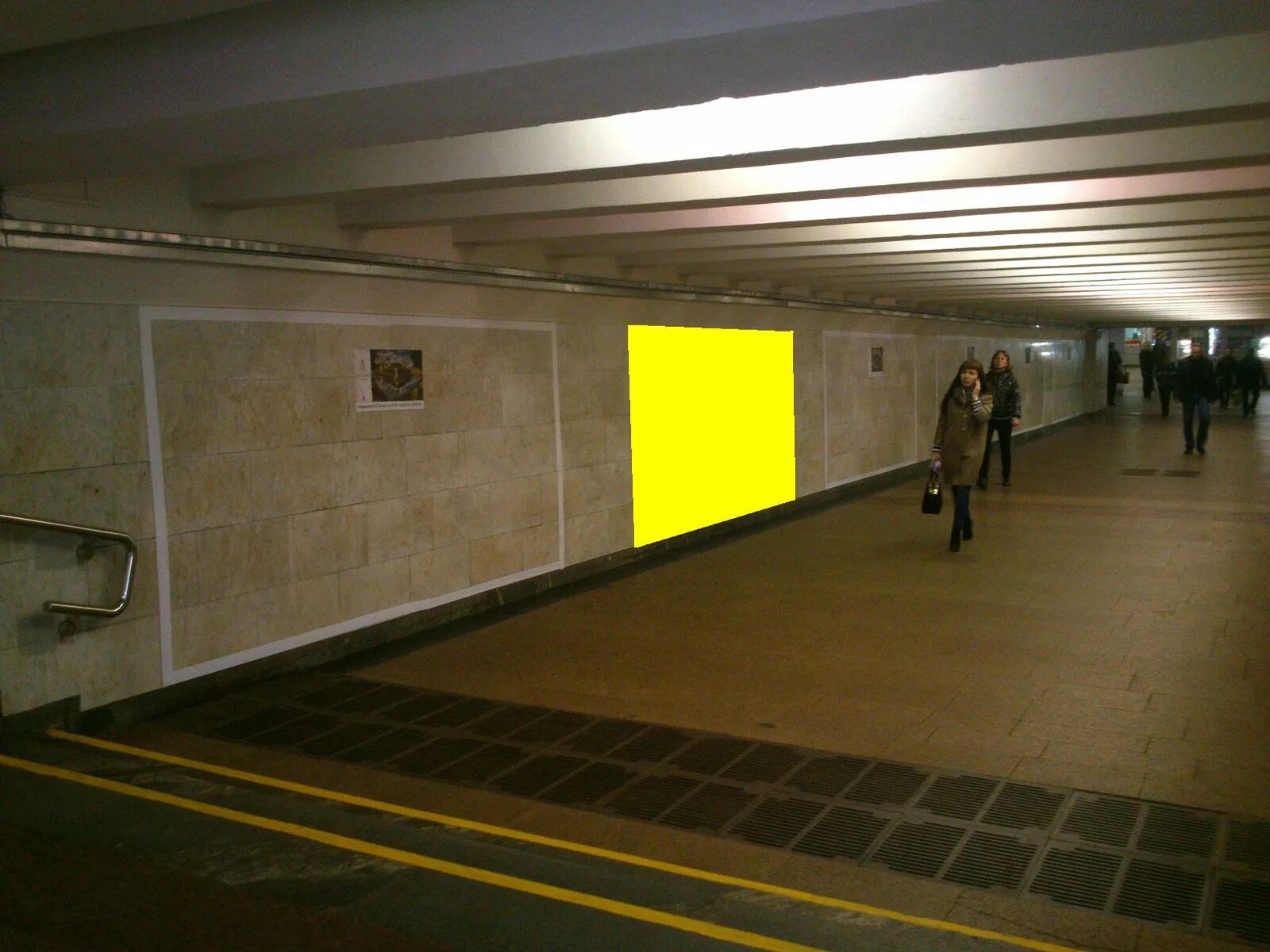 Таганская (станция метро, кольцевая линия). Петровский парк метро. Станция петровский парк московского метрополитена. Размещение рекламы в переходах. Чистые пруды сокольническая линия.