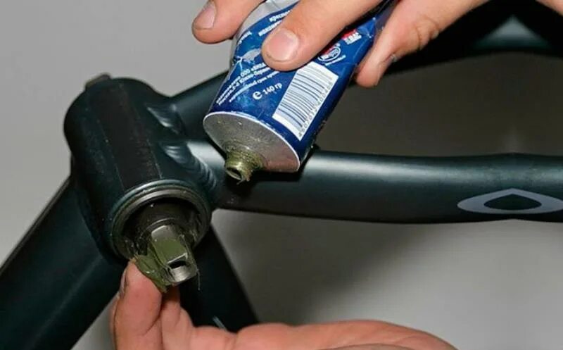 Sg 629 смазка силиконовая универсальная. смазка подшипника каретки. смазка для кареток. смазка промышленного подшипника велосипедной каретки. смазка шатунов велосипеда.