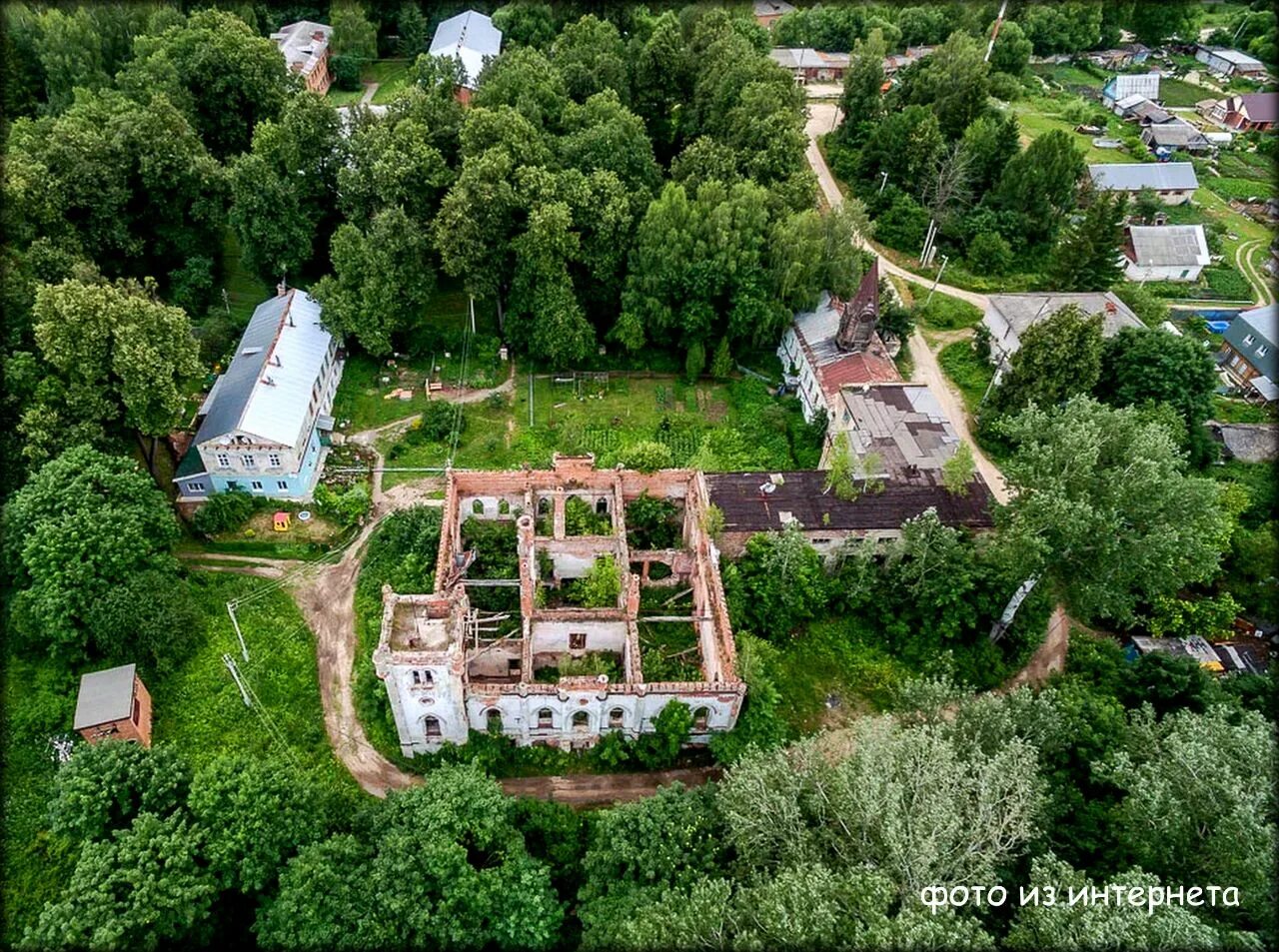 Усадьба в Колосово Алексин. Усадьба Колосово в Тульской области. Усадьба Пасхаловых Алексин. Колосово замок Алексин. Усадьба чертково