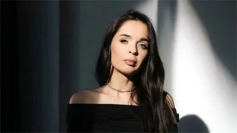 Саусақ ер адамның есегі бейне