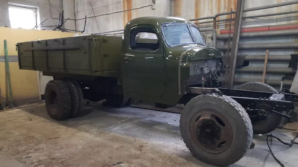 Грузовой автосервис. Кузов газ 51. Автосервис грузовиков. Грузовой грузовой сервис вольво. Зил-164 кунг аварийная.