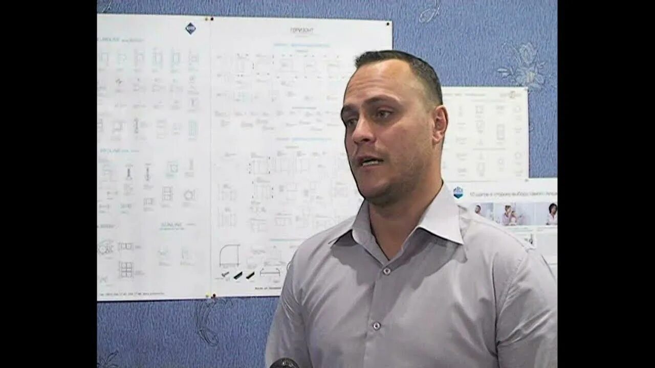 Входная дверь витраж. Вектор пласт губкин астахов олег. Вектор пласт губкин. Пластиковое окно. Герметизация деревянных окон.